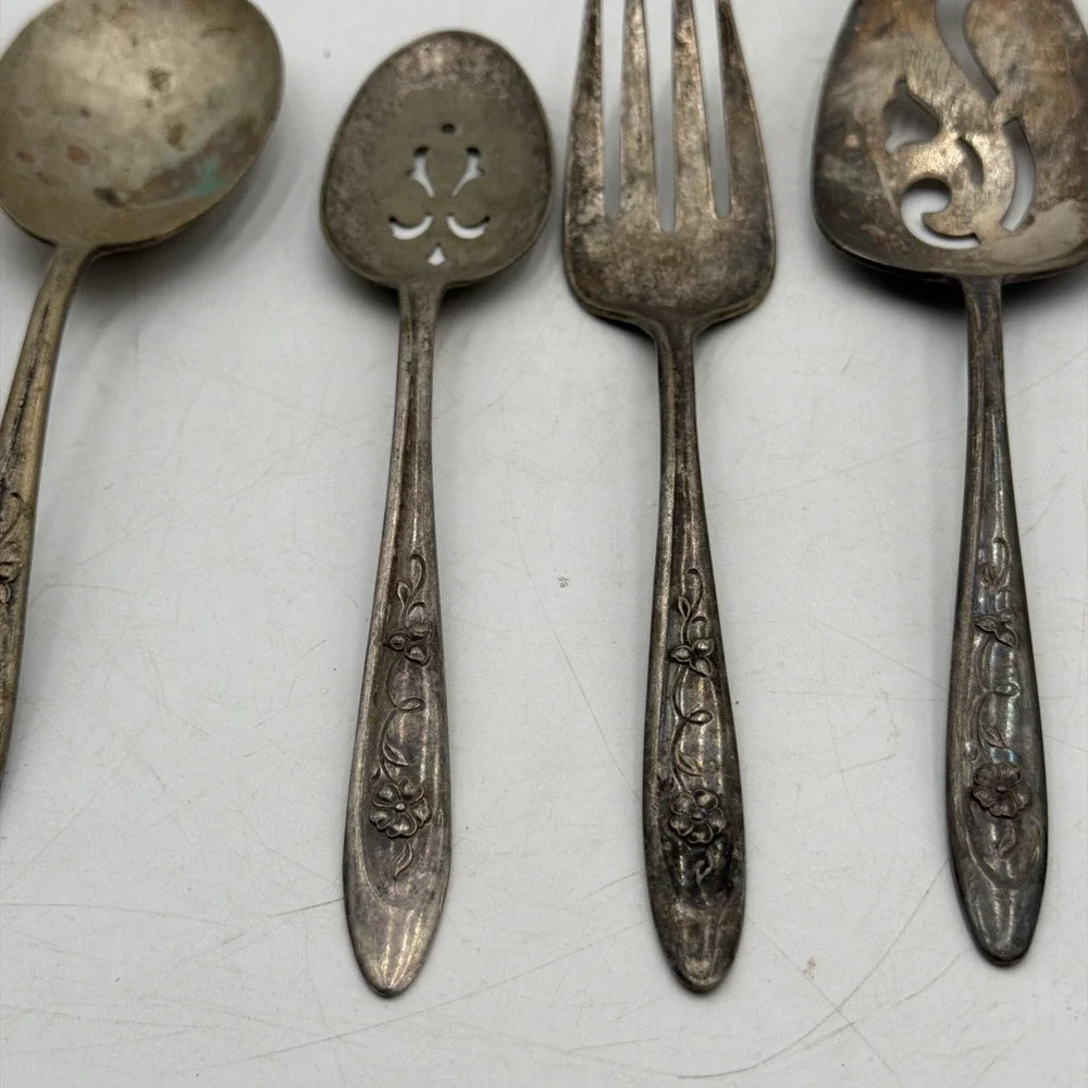 Vintage Lot Meriden Silver Plate Co. 6 piece Serving Set 1960's